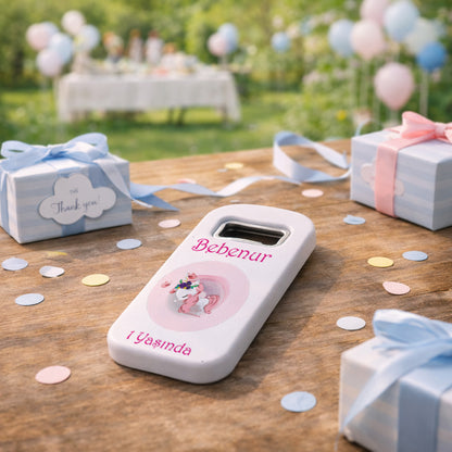 Unicorn Temalı Açacak Magnet – Kişiye Özel İsimli 1 Yaş Kız Çocuk Doğum Günü Hediyelik