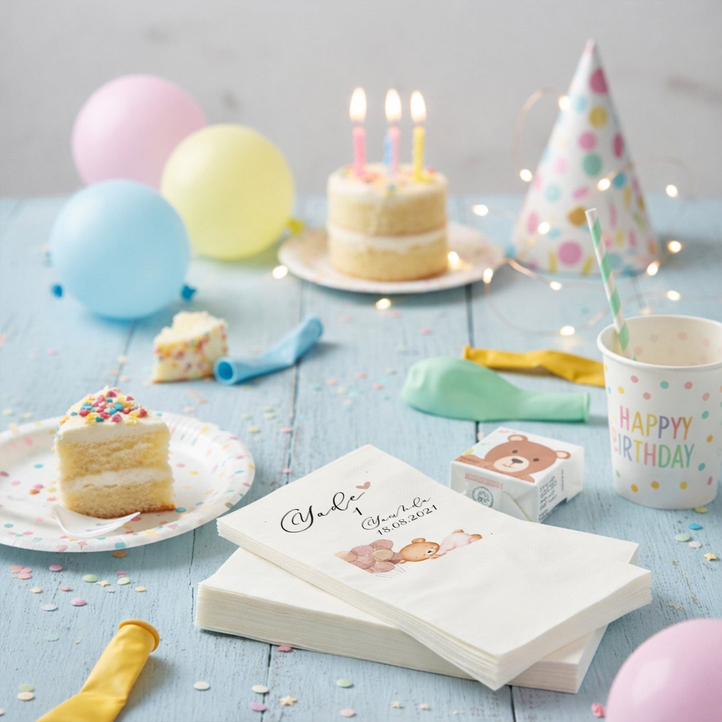 Yade 1 Yaşında Ayıcıklı ve Balonlu Soft Tasarım Bebek Peçetesi