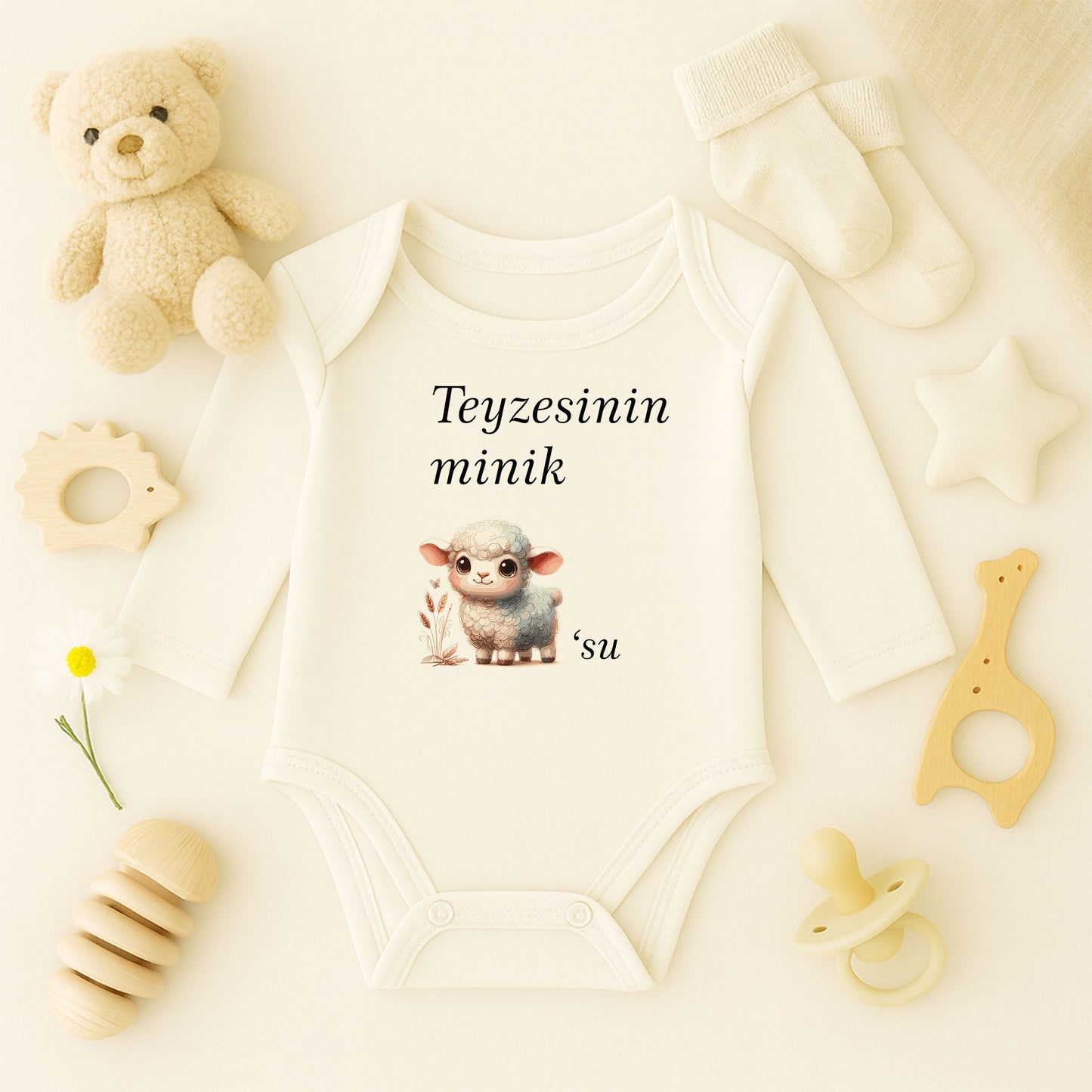 Sevimli Kuzu Tasarımlı Bebek Zıbını | 1–36 Ay, DTF Baskı, Hassas Cilt Uyumlu, Soft Tasarım
